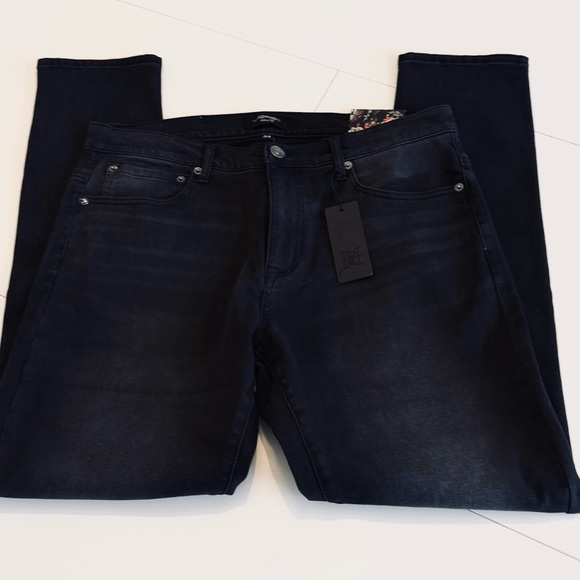 Ed Hardy Black Embroidered Skinny Tapered Jeans 34x30 NWT - Picture 11 of 16